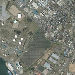 秋田港 (土崎)周辺の現在の空中写真