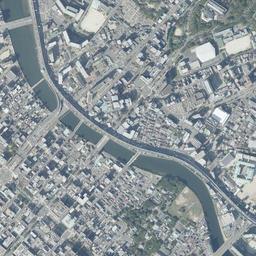 キャナルシティ博多 (カネボウ工場跡)周辺の現在の空中写真