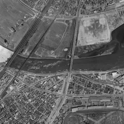 ラゾーナ川崎周辺の 1961〜1969 年の空中写真