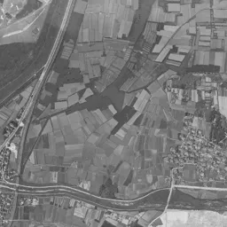 男山団地周辺の 1961〜1969 年の空中写真