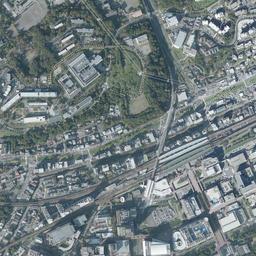多摩ニュータウン (多摩センター)周辺の現在の空中写真