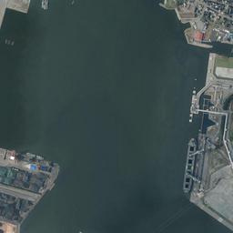 富山新港 (新湊)周辺の現在の空中写真